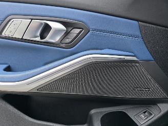 BMW M3 Competition M Carbon Int.+Extr. Head-Up Harman-Kardon Sfeerverl. Memory Surround-View Sport-Uitlaat 390KW/530PK picture 20