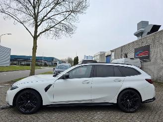 Unfallwagen BMW M3 Competition M Carbon Int.+Extr. Head-Up Harman-Kardon Sfeerverl. Memory Surround-View Sport-Uitlaat 390KW / 530PK 2024/10