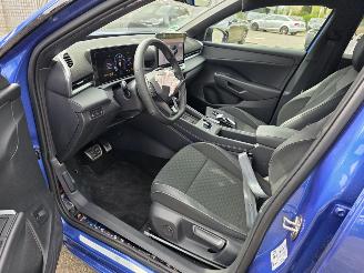 Volkswagen T-Roc R-Line 1.5eTSI Head-Up SurroundView Virtual Keyless Sfeerverl. Acc Stuurverw. Drive-Mode 110KW/150PK picture 10