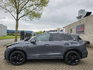 Volkswagen Tiguan 1.5eTSI R-Line ProMax-Navi Head-Up Keyless IQ-Light 360View Massage Sfeerverl. Acc Lane-Assist Trekhaak 110KW/150PK picture 2