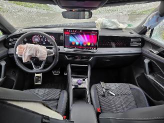 Volkswagen Tiguan 1.5eTSI R-Line ProMax-Navi Head-Up Keyless IQ-Light 360View Massage Sfeerverl. Acc Lane-Assist Trekhaak 110KW/150PK picture 13
