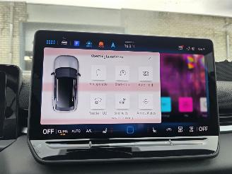 Volkswagen T-Roc R-Line 1.5eTSI Head-Up IQ-Light SurroundView Virtual Keyless Sfeerverl. Acc Stuurverw. Drive-Mode 110KW / 150PK picture 18