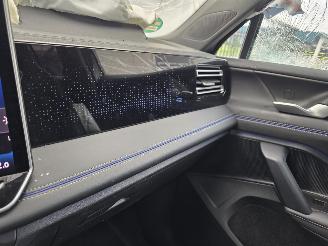 Volkswagen Tiguan R-Line 1.5eTSI ProMax-Navi Head-Up Keyless IQ-Light 360View Massage Sfeerverl. Acc Lane-Assist Trekhaak 110KW/150PK picture 19