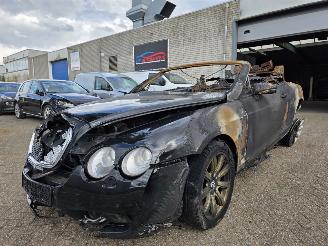skadebil auto Bentley Continental GTC 6.0 W12 Cabrio 412KW / 560PK 2009/12