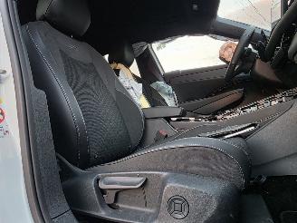 Volkswagen T-Roc 1.5eTSI R-Line IQ-Light Drive-Mode Camera Virtual Keyless Sfeerverl. Trekhaak 110KW / 150PK picture 10