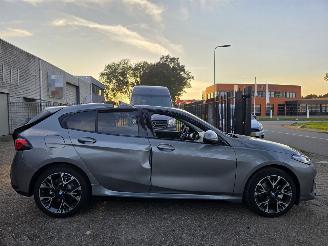 BMW 1-serie 120 M-Pack Pano Virtual Keyless Memory Led Camera Acc Lane-Assist Sfeerverl. 125KW / 170PK picture 6