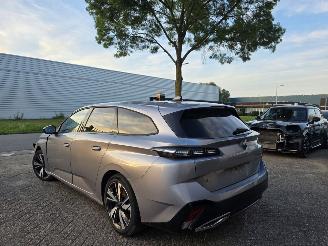 Vaurioauto  passenger cars Peugeot 308 SW Allure Automaat Virtual Keyless Camera Navi Led 96KW/131PK 2023/12