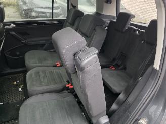 Volkswagen Touran R-LINE 1.5TSI DSG PANO 7-Zits Led Alcantara Keyless Camera Navi Acc 110KW/150PK picture 12