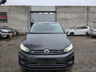 Volkswagen Touran R-LINE 1.5TSI DSG PANO 7-Zits Led Alcantara Keyless Camera Navi Acc 110KW / 150PK picture 8