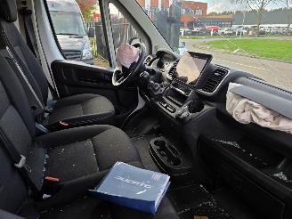 Fiat Ducato 2.2MJ Maxi L4H2 Ecc Navi 2xCamera Lane-Assist Usb MF-Stuur 103KW/140PK picture 9