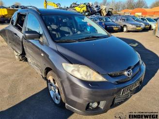Mazda 5 5 (CR19), MPV, 2004 / 2010 2.0i 16V picture 4