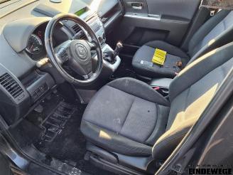 Mazda 5 5 (CR19), MPV, 2004 / 2010 2.0i 16V picture 5