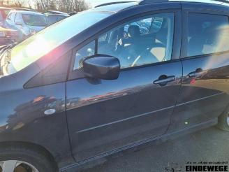 Mazda 5 5 (CR19), MPV, 2004 / 2010 2.0i 16V picture 8
