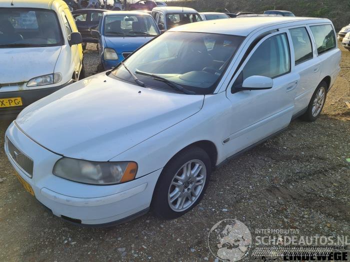 Volvo V-70 V70 (SW), Combi, 1999 / 2008 2.4 D5 20V