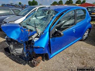Démontage voiture Toyota Aygo Aygo (B10), Hatchback, 2005 / 2014 1.0 12V VVT-i 2010/3