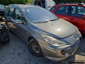 Peugeot 307 307 SW (3H), Combi, 2002 / 2008 1.6 HDiF 110 16V picture 2