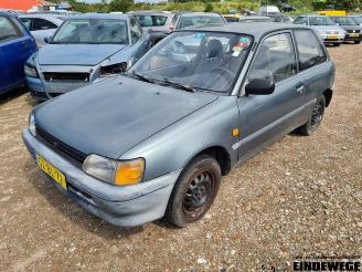 Coche siniestrado Toyota Starlet Starlet (EP8/NP8), Hatchback, 1989 / 1996 1.3 Friend,XLi 12V 1993/4