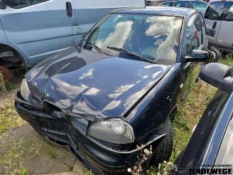 Coche siniestrado Seat Arosa Arosa (6H1), Hatchback 3-drs, 1997 / 2004 1.4i 2002/10