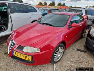 krockskadad bil auto Alfa Romeo GT GT (937), Coupe, 2003 / 2010 1.8 Twin Spark 16V 2005/6