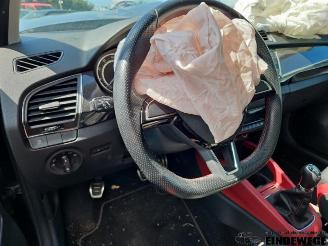 Skoda Fabia Fabia III Combi (NJ5), Combi 5-drs, 2014 / 2022 1.2 TSI 16V Greentech picture 10