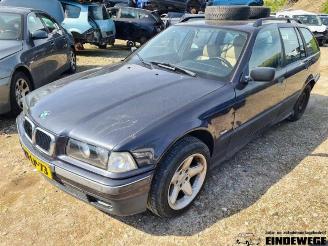 Uttjänta bilar auto BMW 3-serie 3 serie Touring (E36/3), Combi, 1995 / 1999 320i 24V 1997/7