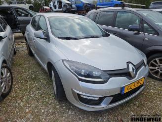 Auto da rottamare Renault Mégane Megane III Berline (BZ), Hatchback 5-drs, 2008 / 2017 1.2 16V TCE 115 2014/5