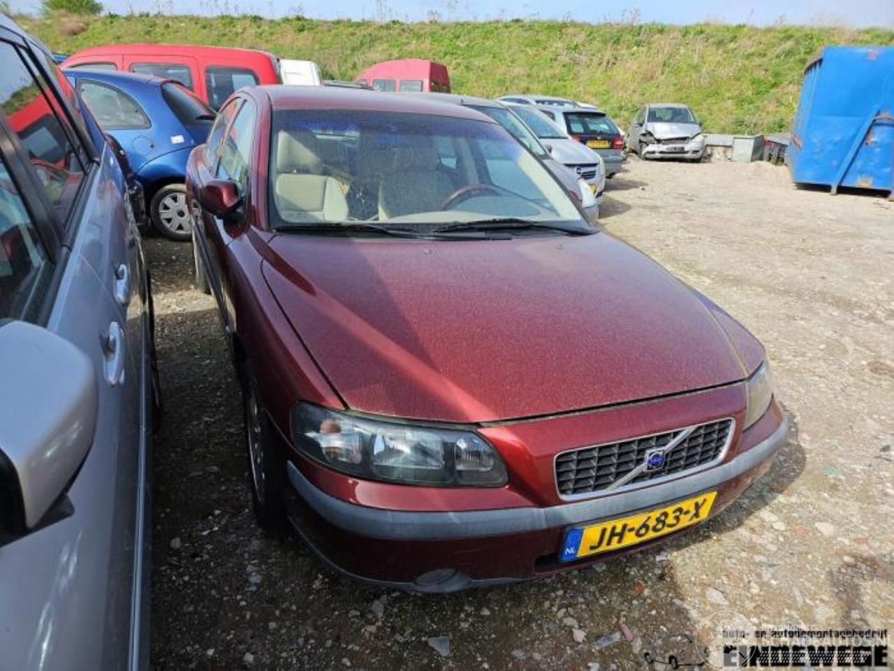 Volvo S-60 S60 I (RS/HV), Sedan, 2000 / 2010 2.4 20V 140