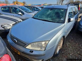 Vrakbiler auto Ford Mondeo Mondeo III Wagon, Combi, 2000 / 2007 2.0 16V 2003/10