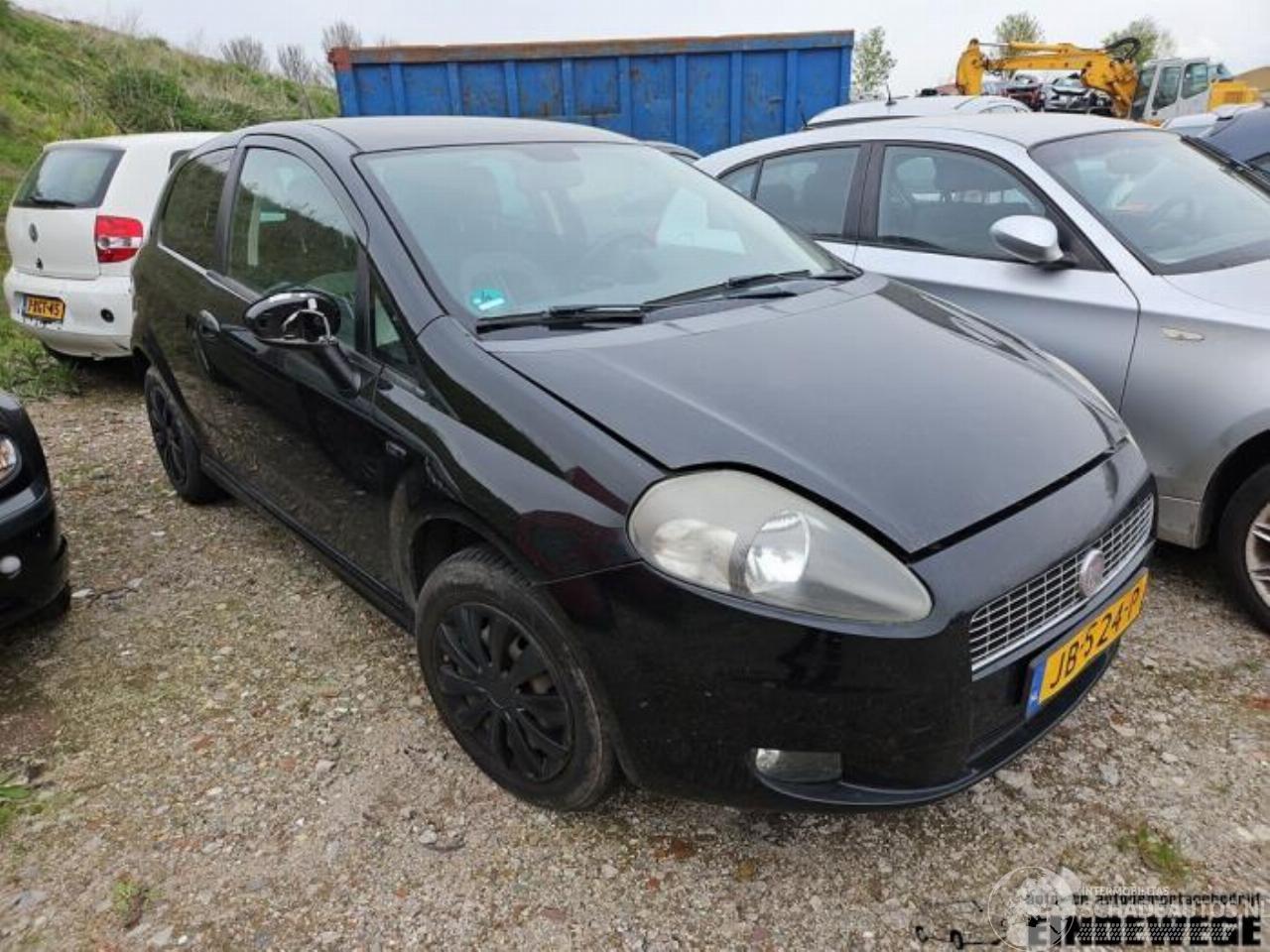 Fiat Grande Punto Grande Punto (199), Hatchback, 2005 1.4 16V