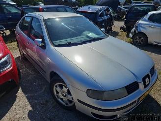 Seat Leon Leon (1M1), Hatchback 5-drs, 1999 / 2006 1.8 20V picture 3