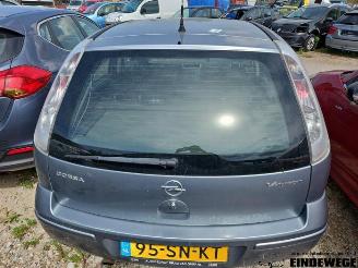 Opel Corsa Corsa C (F08/68), Hatchback, 2000 / 2009 1.4 16V Twin Port picture 16