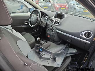 Renault Clio Clio III Estate/Grandtour (KR), Combi, 2007 / 2014 1.2 16V TCE 100 picture 4