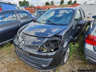 rozbiórka samochody osobowe Renault Clio Clio III Estate/Grandtour (KR), Combi, 2007 / 2014 1.2 16V TCE 100 2010/11