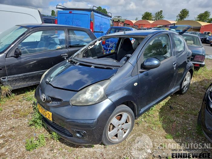 Toyota Aygo Aygo (B10), Hatchback, 2005 / 2014 1.0 12V VVT-i