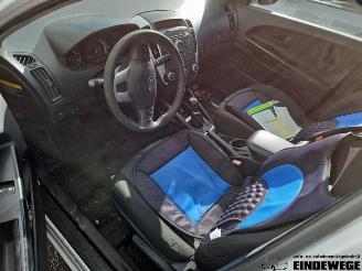 Kia Cee d Cee'd (EDB5), Hatchback 5-drs, 2006 / 2012 1.6 CRDi 16V picture 5
