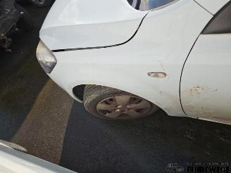 Kia Cee d Cee'd (EDB5), Hatchback 5-drs, 2006 / 2012 1.6 CRDi 16V picture 20