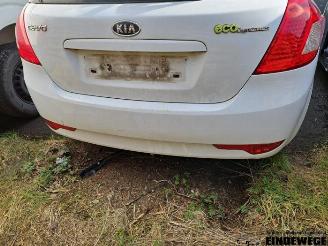 Kia Cee d Cee'd (EDB5), Hatchback 5-drs, 2006 / 2012 1.6 CRDi 16V picture 16