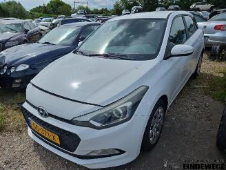 Autoverwertung Hyundai I-20 i20 (GBB), Hatchback, 2014 / 2020 1.2i 16V 2015/8