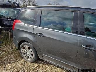 Peugeot 5008 5008 I (0A/0E), MPV, 2009 / 2017 1.6 THP 16V picture 10