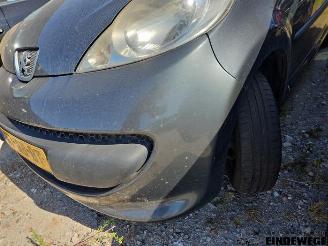 Peugeot 107 107, Hatchback, 2005 / 2014 1.0 12V picture 9
