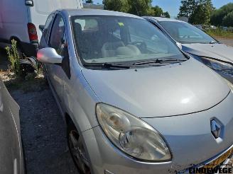 Renault Twingo Twingo II (CN), Hatchback 3-drs, 2007 / 2014 1.2 16V picture 4