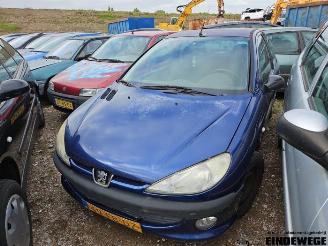 demontáž osobní automobily Peugeot 206 206 (2A/C/H/J/S), Hatchback, 1998 / 2012 1.4 XR,XS,XT,Gentry 2000/2