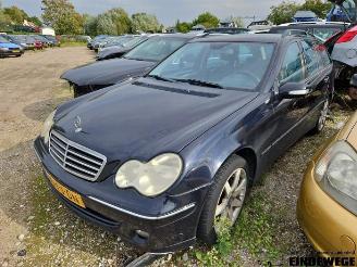 Mercedes C-klasse C Combi (S203), Combi, 2001 / 2007 1.8 C-180K 16V picture 2
