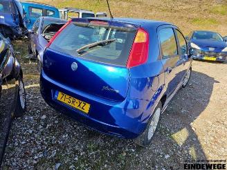 Fiat Grande Punto Grande Punto (199), Hatchback, 2005 1.4 picture 3