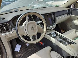 Volvo V-60 V60 II (ZW), Combi, 2018 2.0 B3 16V Mild Hybrid picture 8