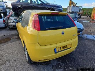 Fiat Grande Punto Grande Punto (199), Hatchback, 2005 1.2 picture 2