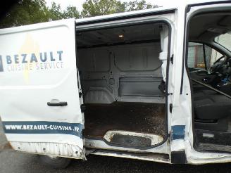 Renault Trafic TRAFIC 3 COURT PHASE 1 - 1.6 DCI - 16V TURBO picture 22