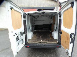 Renault Trafic TRAFIC 3 COURT PHASE 1 - 1.6 DCI - 16V TURBO picture 16