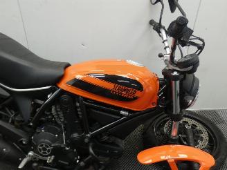 Ducati  400 SIXTY 2 picture 19