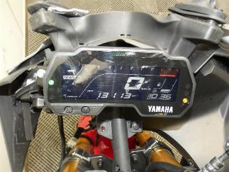 Yamaha YZF - R125  picture 5